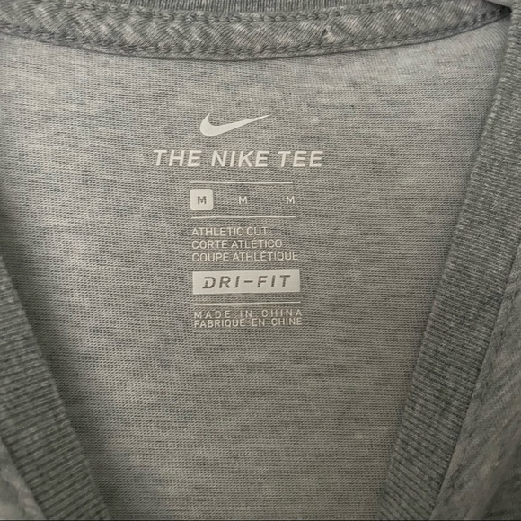 NIKE Kids Boys‎ Swoosh AOP All Over Print Speckled Grey Tee AO8172-063 Medium - Picture 5 of 8